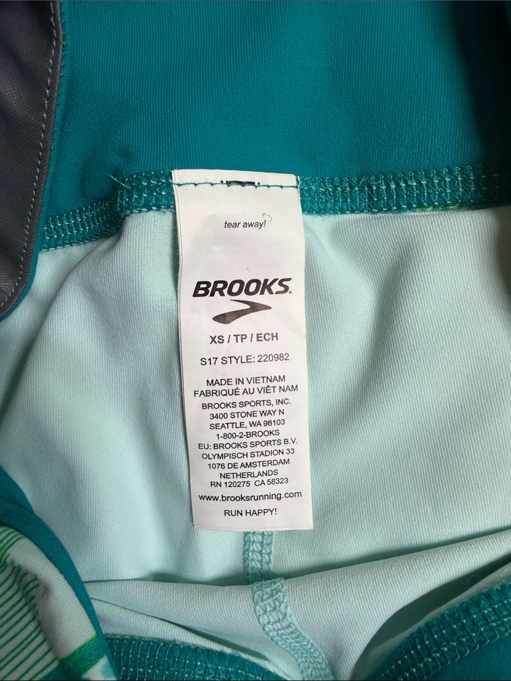 Brooks Women’s Size XS Green & Aqua Abstract Print Capri Leggings - Picture 2 of 7